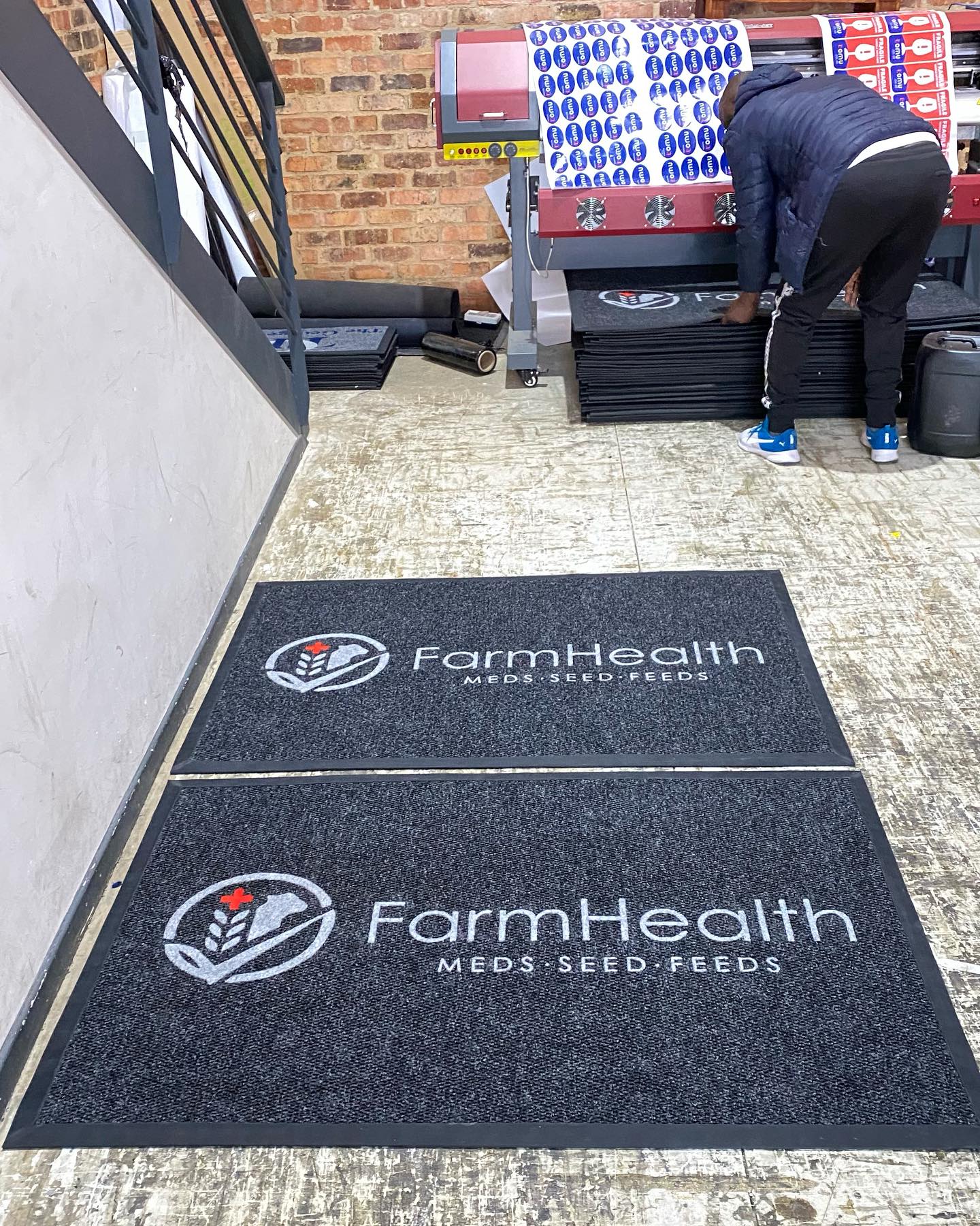 Logo Mats